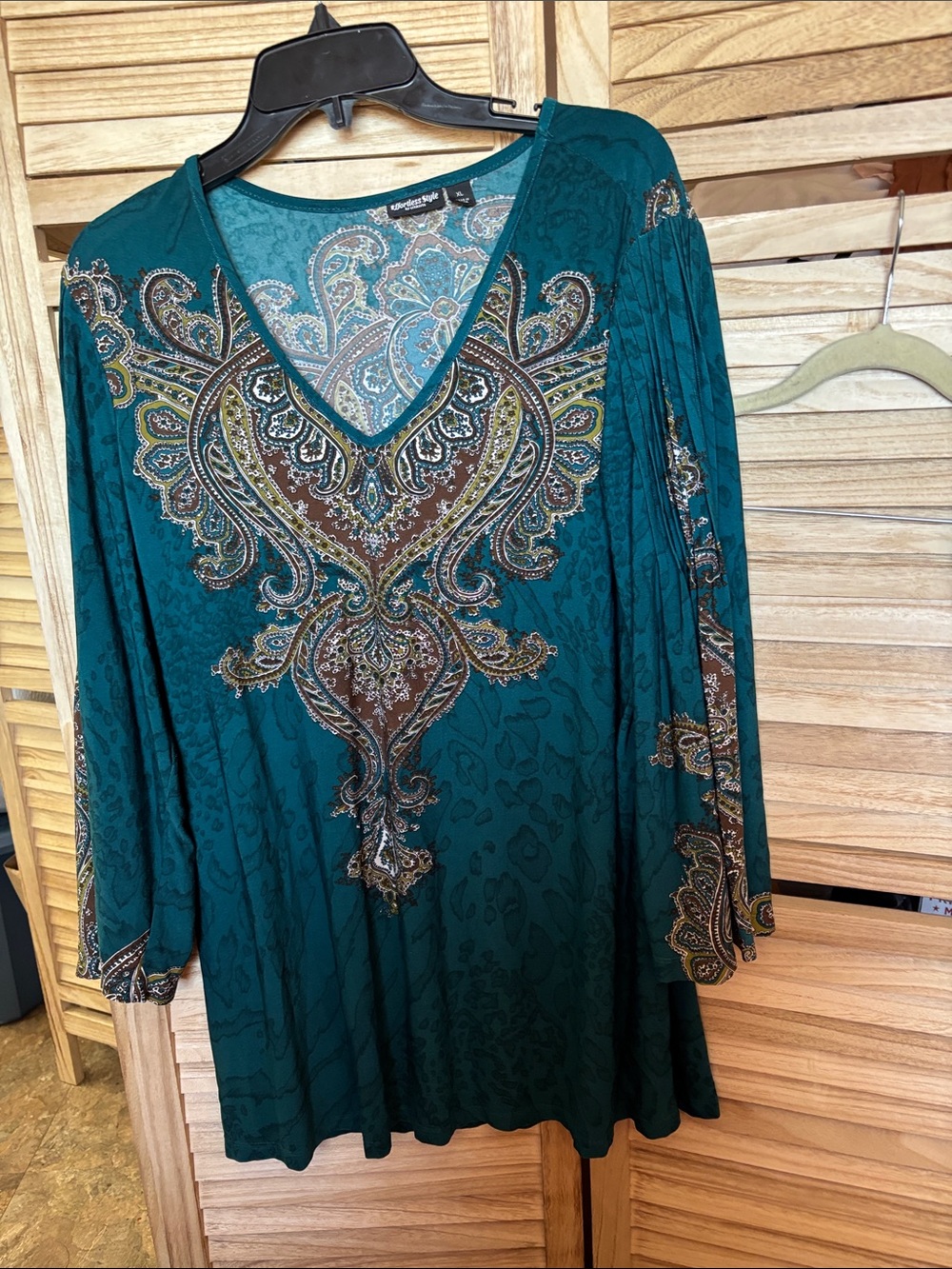 FINAL MARKDOWN Citi Knits Teal V-Neck Tunic with Ornate Paisley Detail XL
